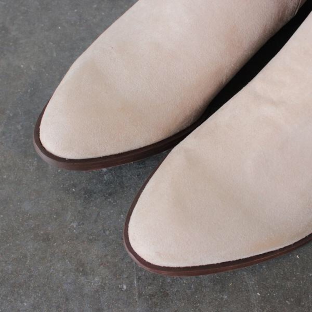 Cream Distressed Pull On Chelsea Ankle Booties - Picture 5 of 8